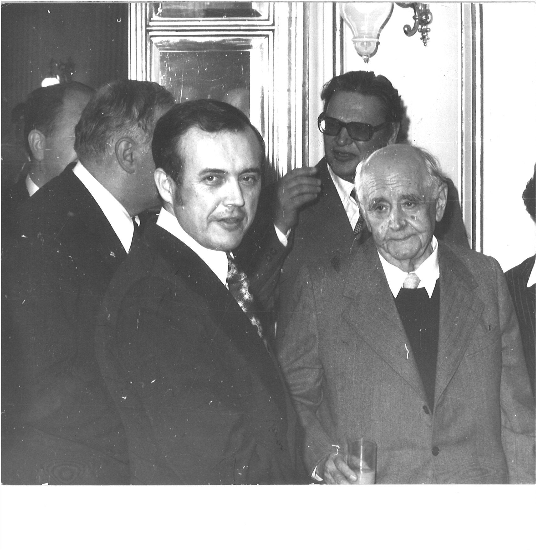 Šuvar i Miroslav Krleža u HNK-u Zagreb